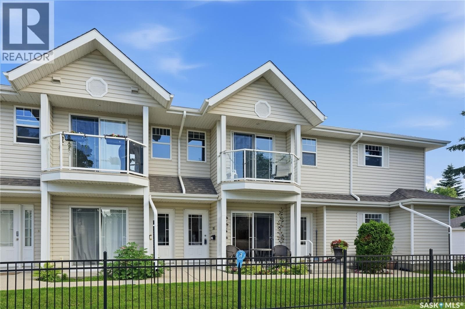 203F 141 105th STREET W