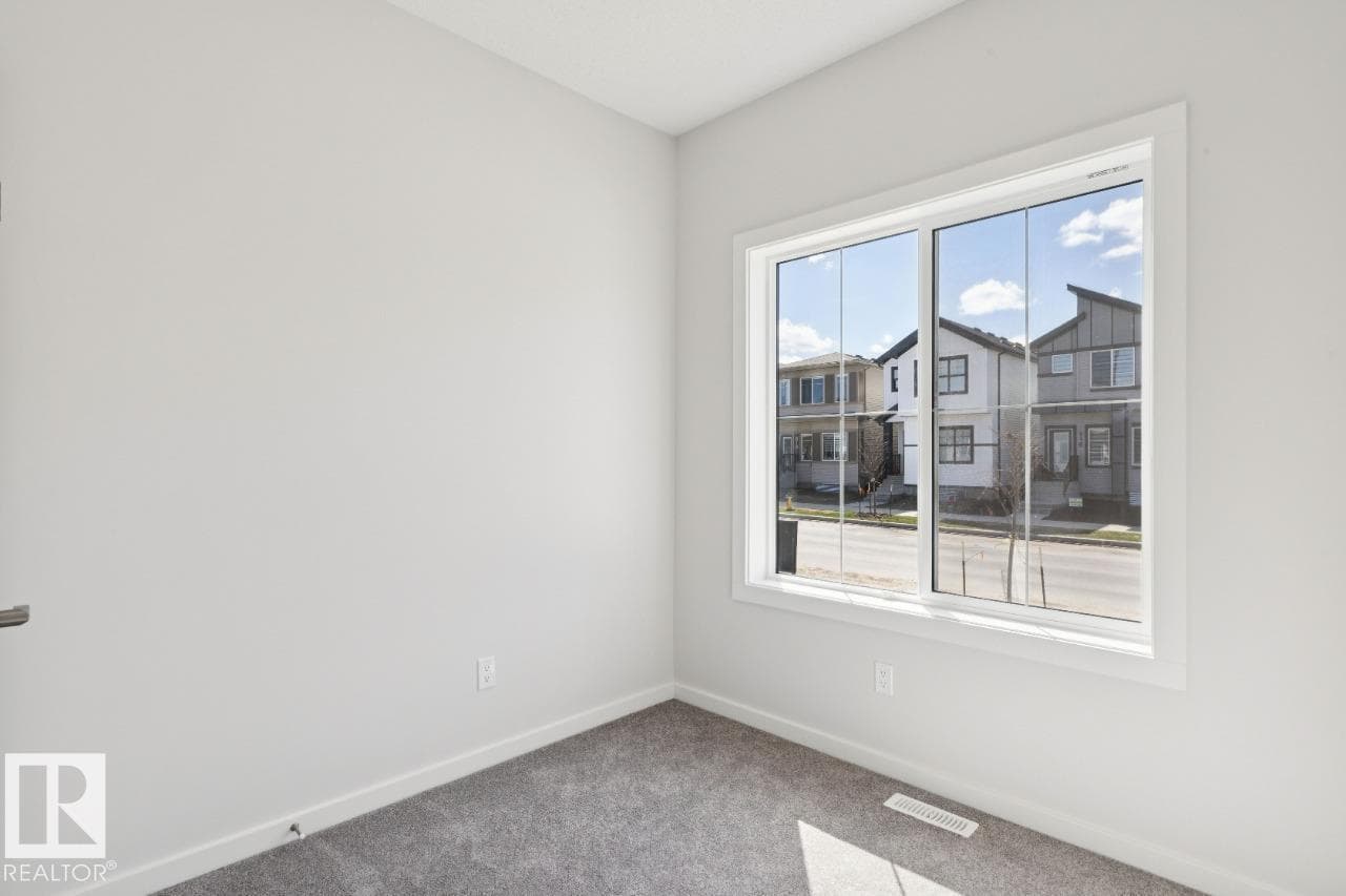 319 EDGEMONT DR NW — photo 4