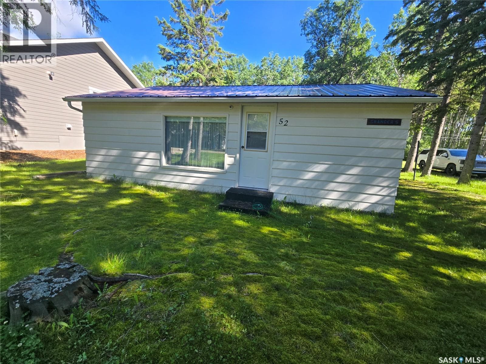 52 Aspen CRESCENT