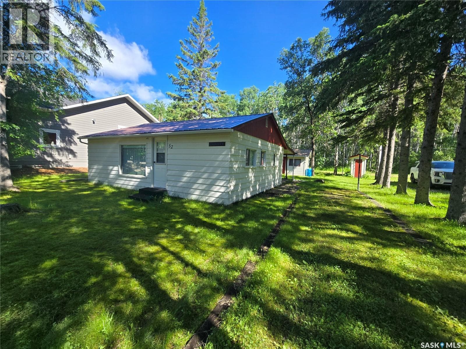 52 Aspen CRESCENT — photo 2