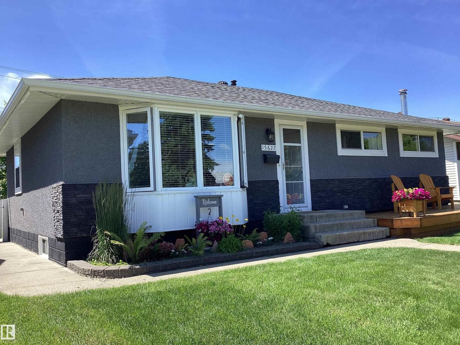 15627 83 AV NW — photo 2