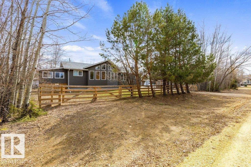 1651 LAKEVIEW LN — photo 2