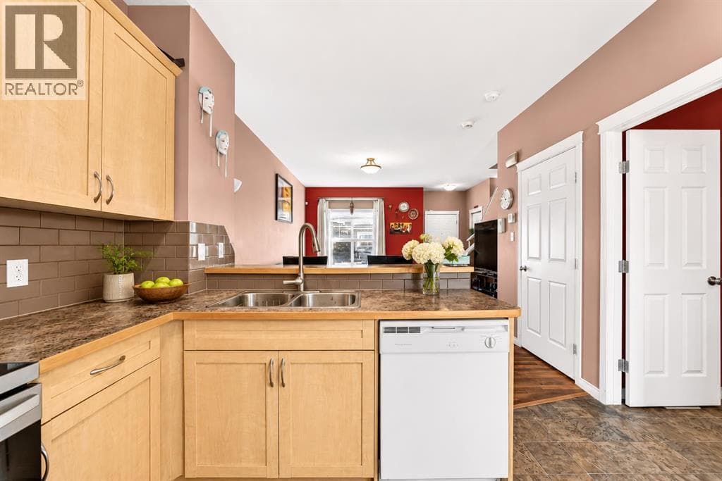 303, 111 Tarawood Lane NE — photo 5