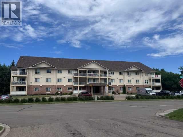 204, 680 Cassils Road W