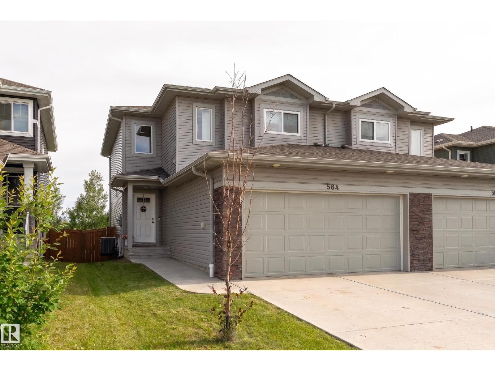 584 MEADOWVIEW DR