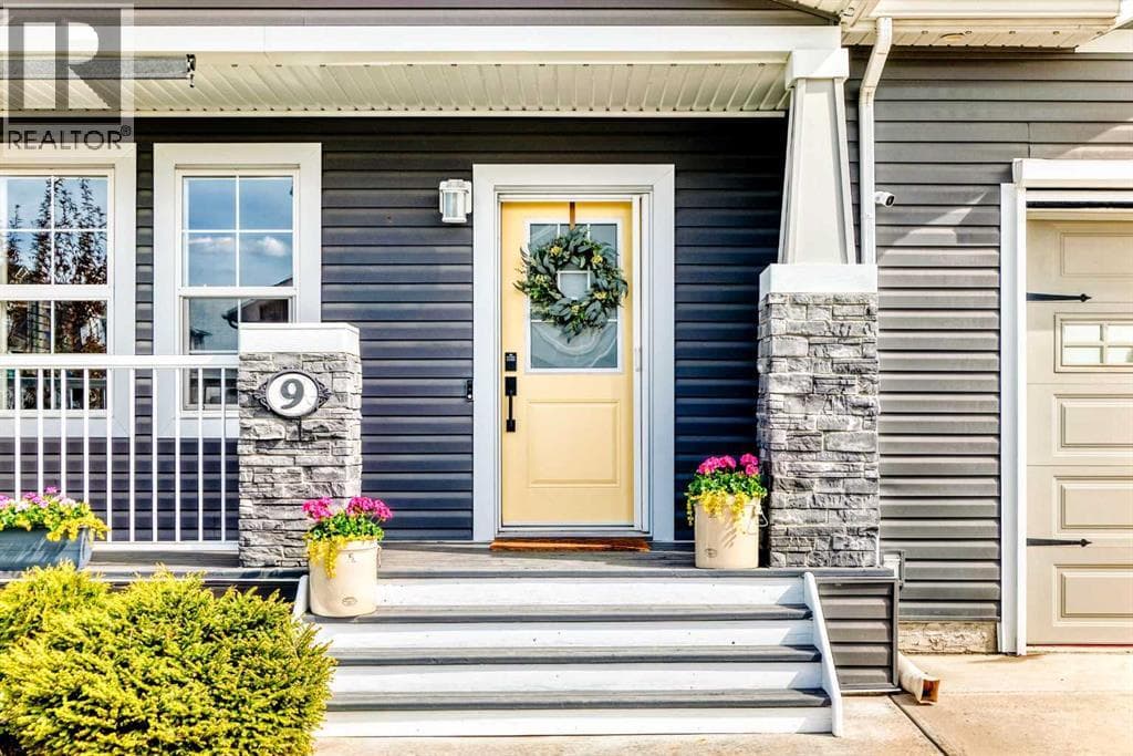 9 Bethune Way — photo 3