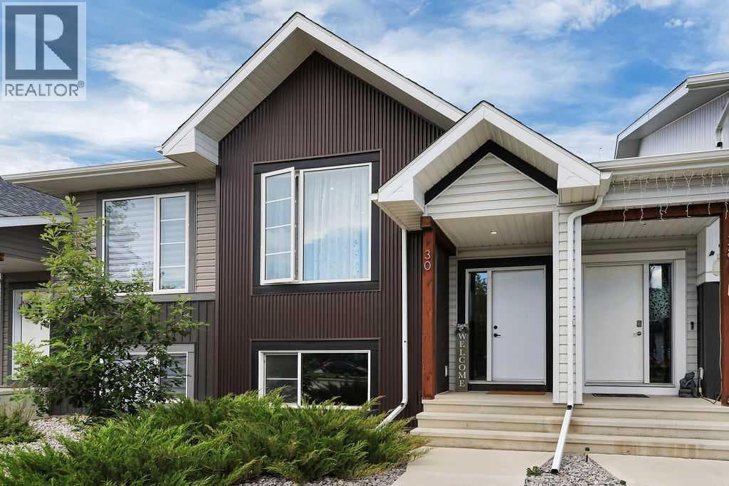 30 Evergreen Way