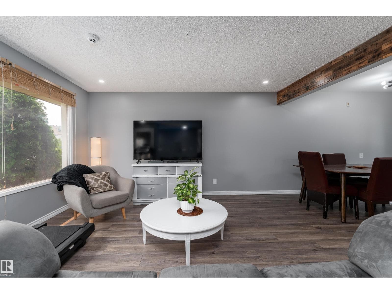 9012 MEADOWLARK RD NW — photo 4