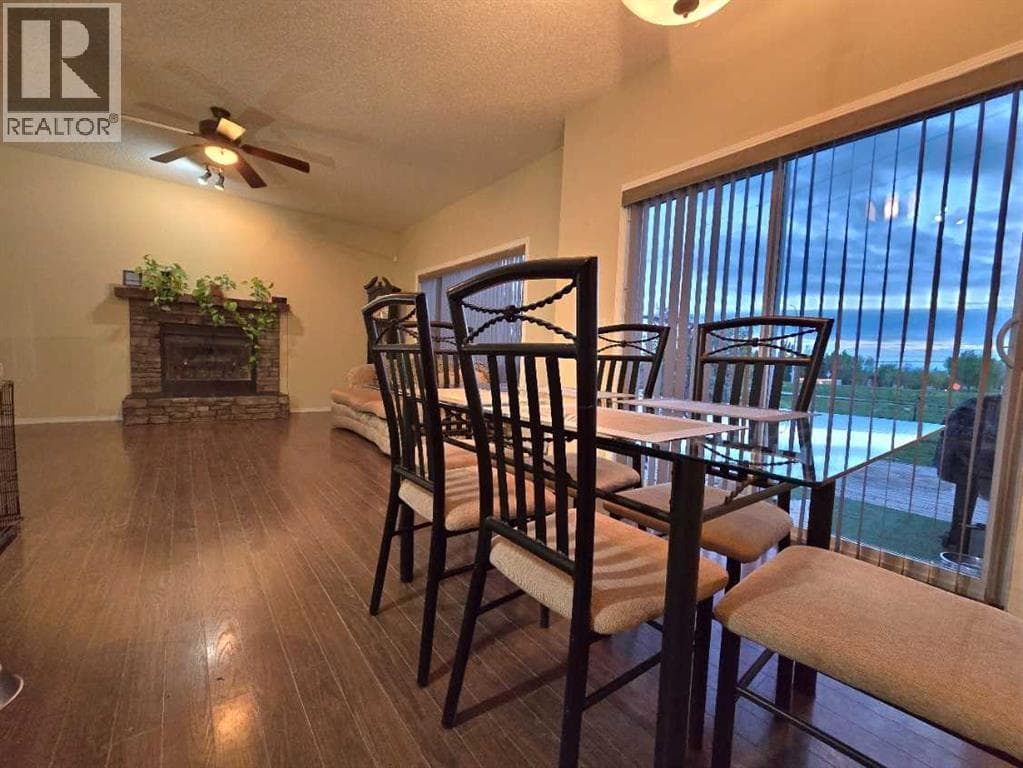13 Tuscany Ridge Mews NW — photo 3