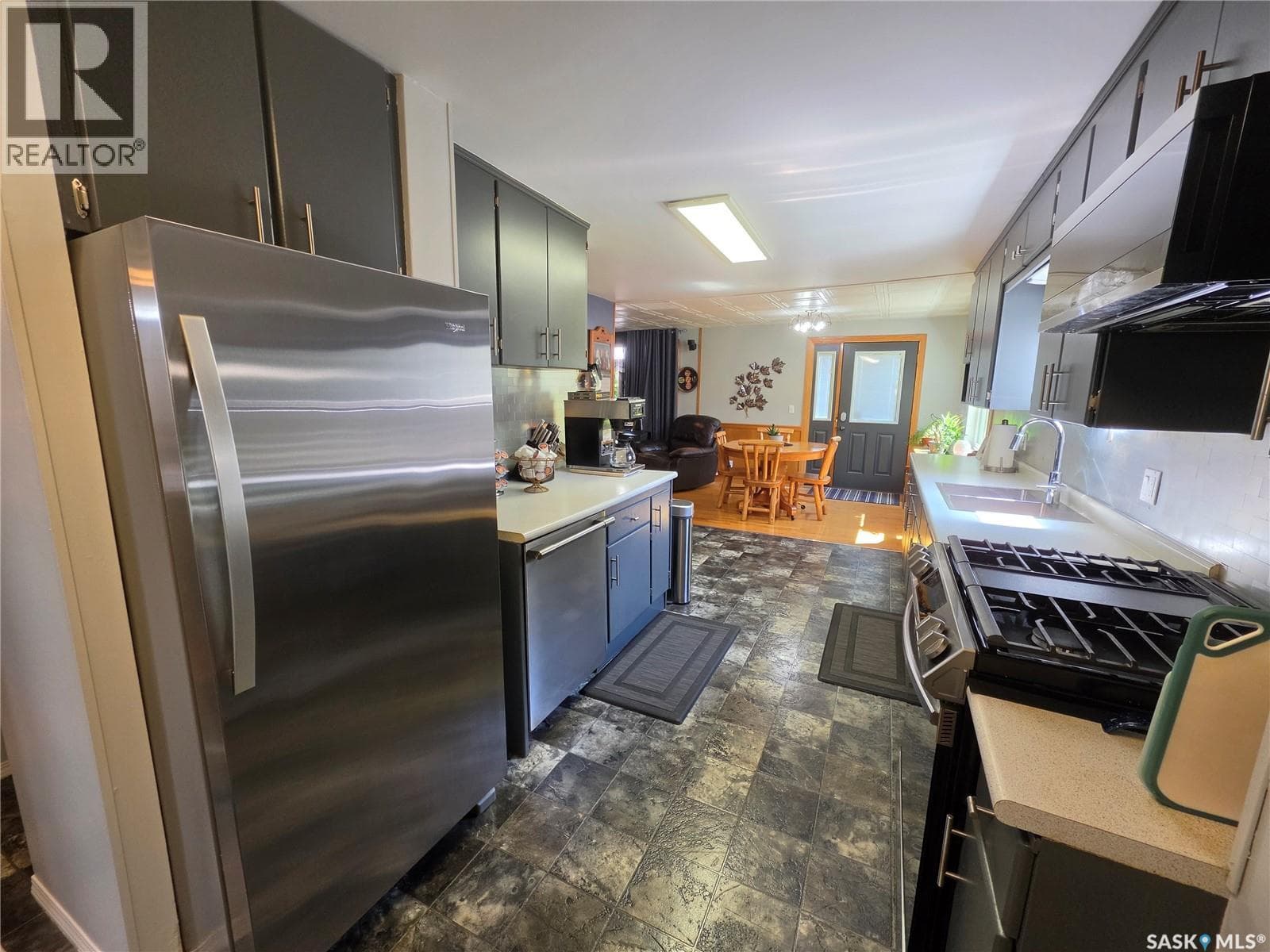 5 Olson AVENUE — photo 4