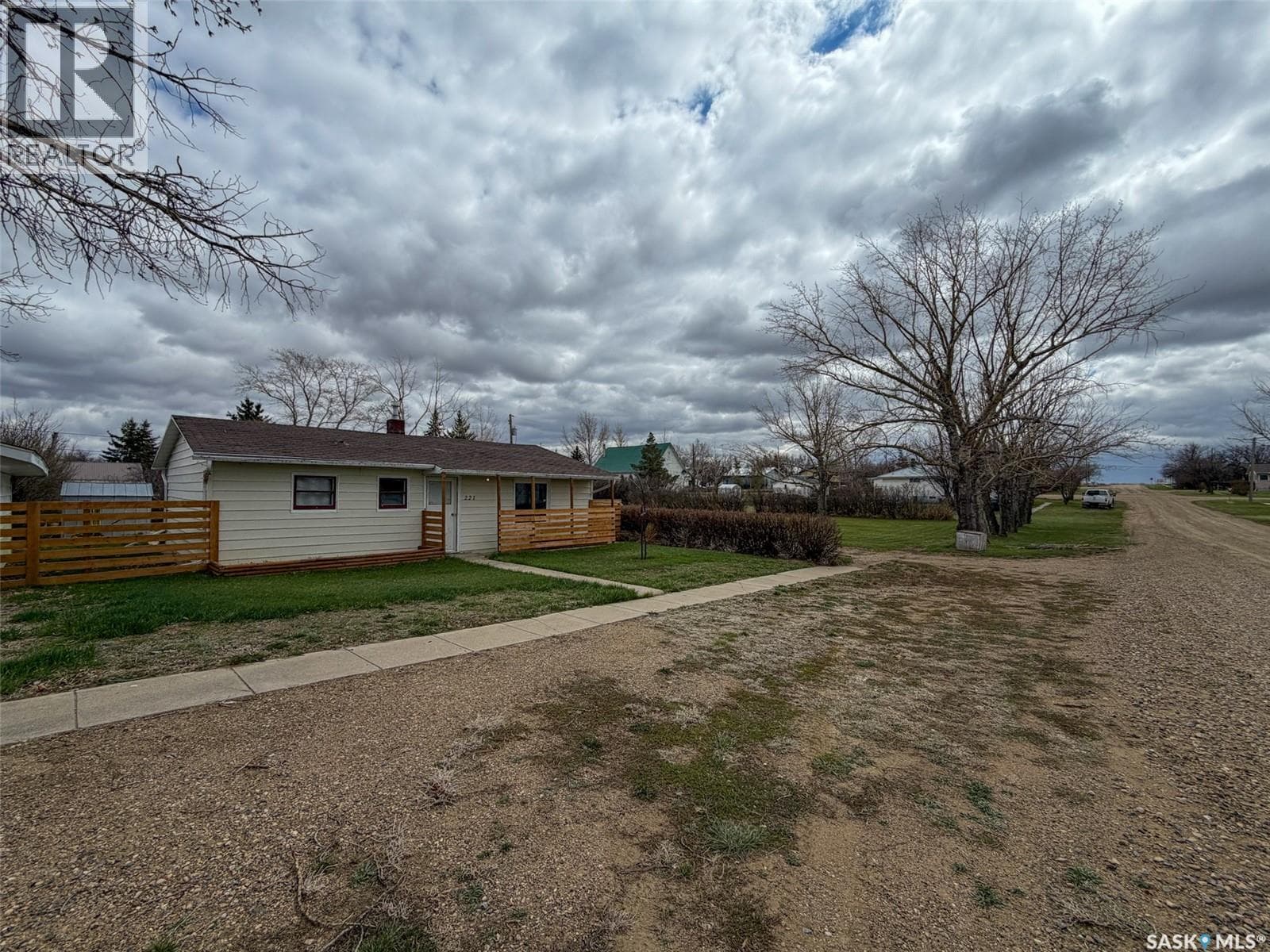 221 Plume STREET — photo 2