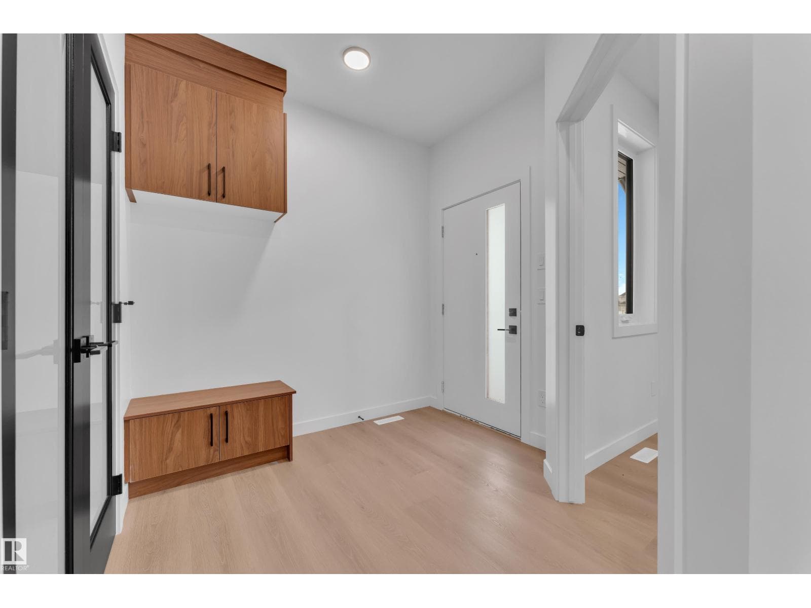 64 Sydwyck CI — photo 3