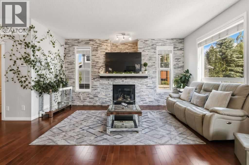 156 Silverado Range Close SW — photo 4