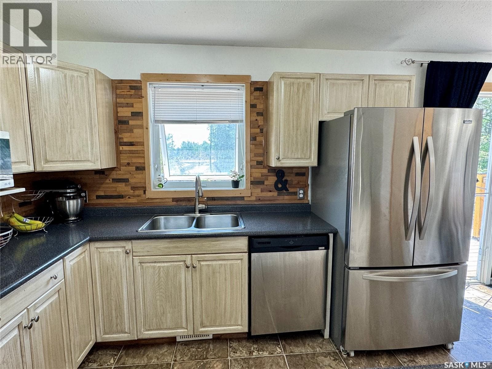 908 Thompson CRESCENT — photo 5