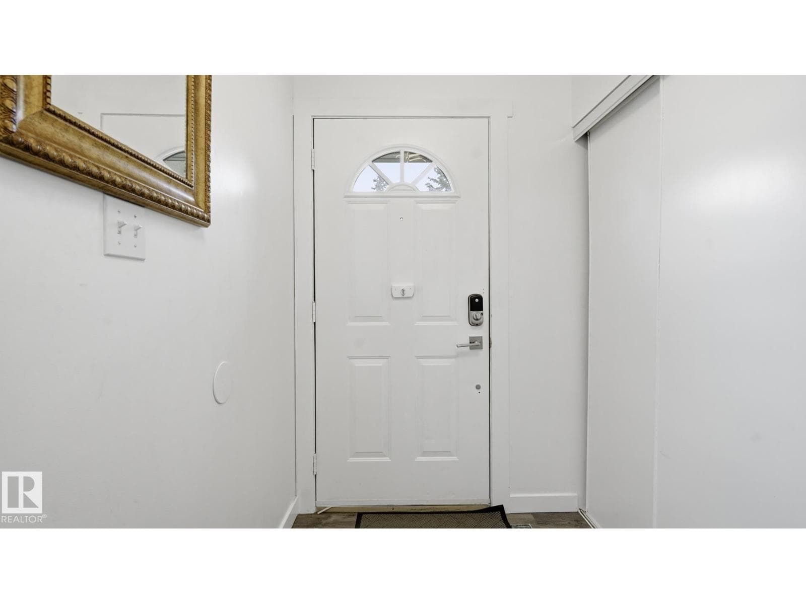 #17 9505 176 ST NW — photo 4