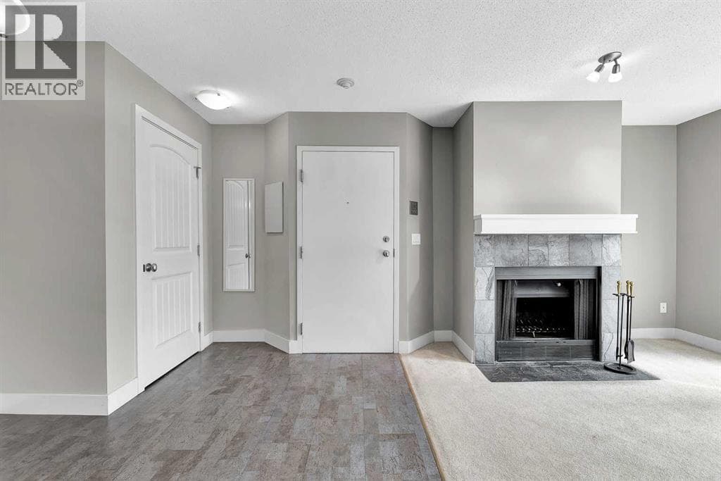 1, 108 Village Heights SW — photo 4
