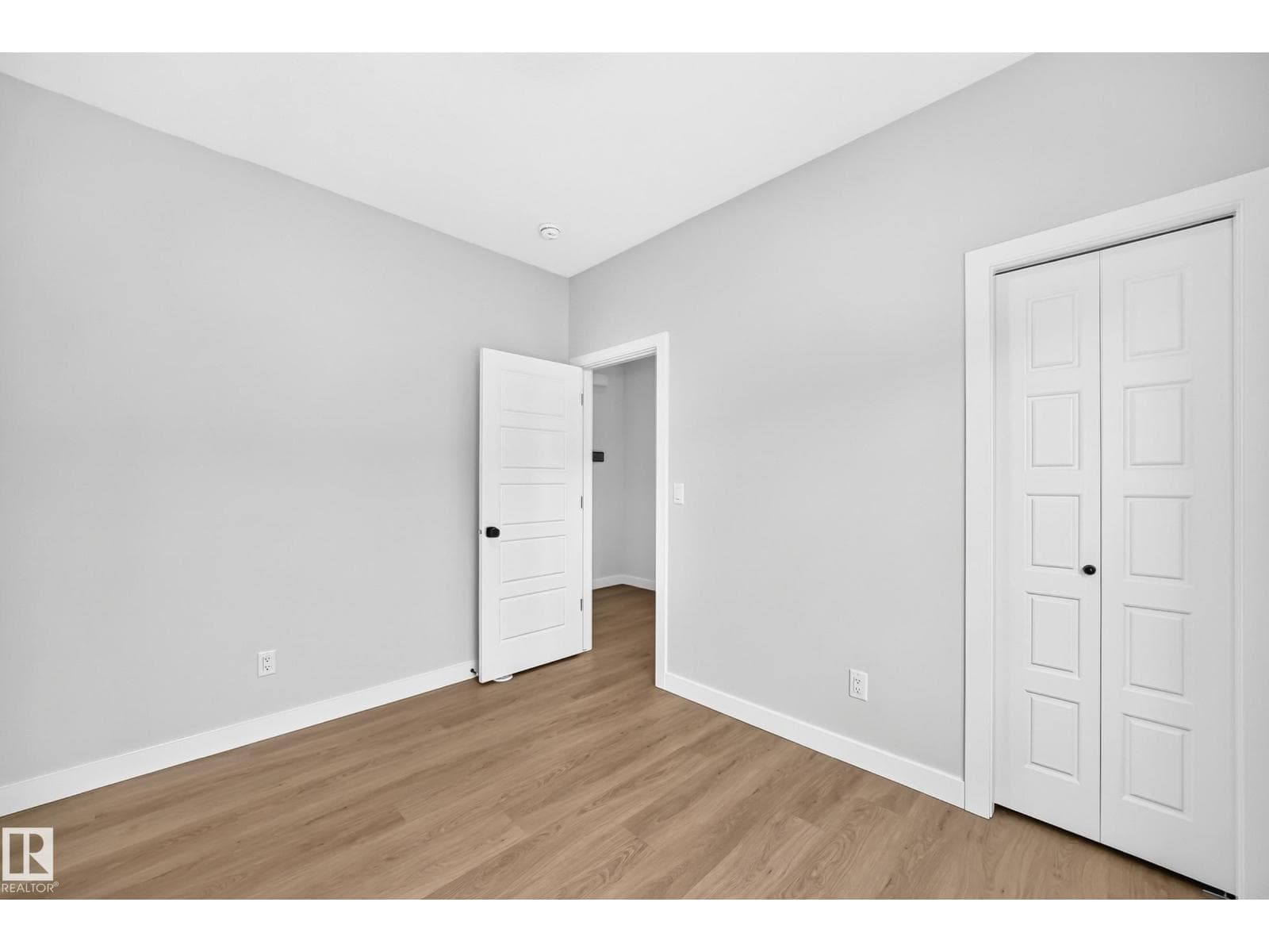 2332 159 ST SW — photo 4