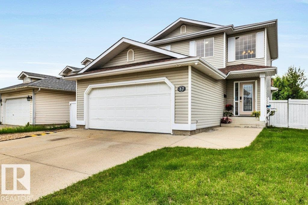 37 DORIAN WY