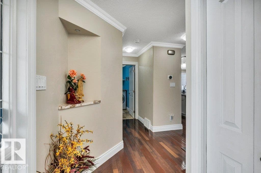 37 DORIAN WY — photo 4