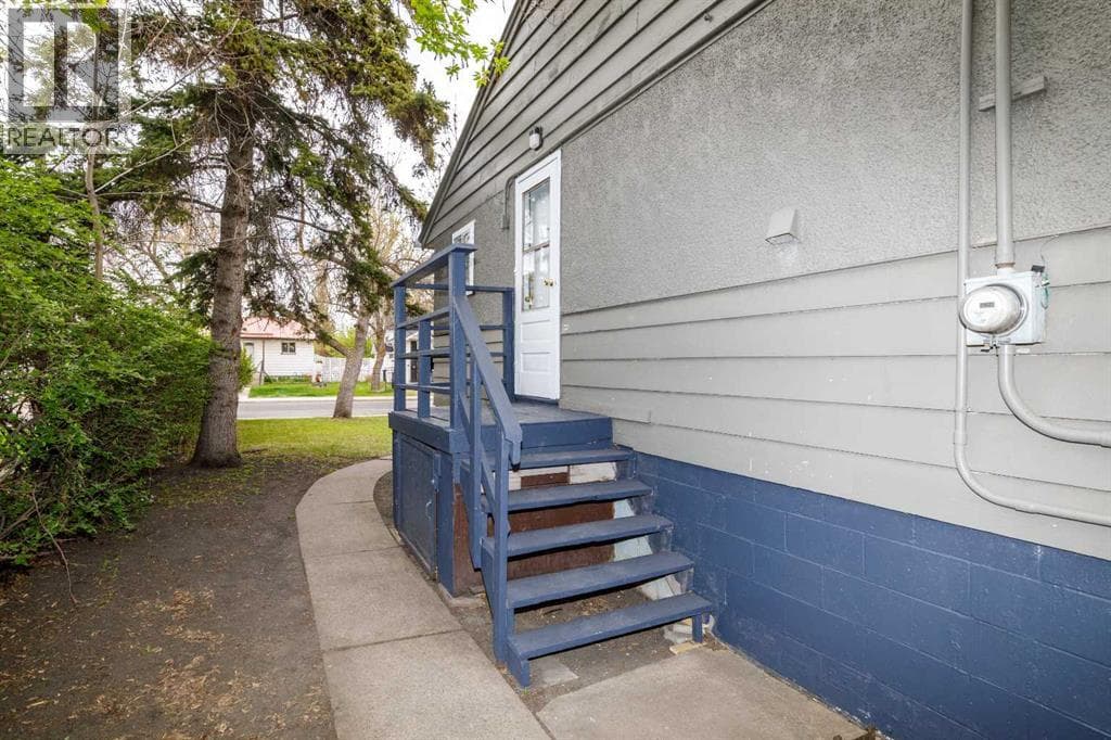 3905 46 Street — photo 5