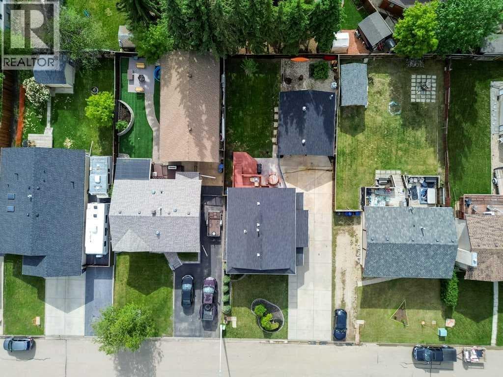 16 Willow Street — photo 3