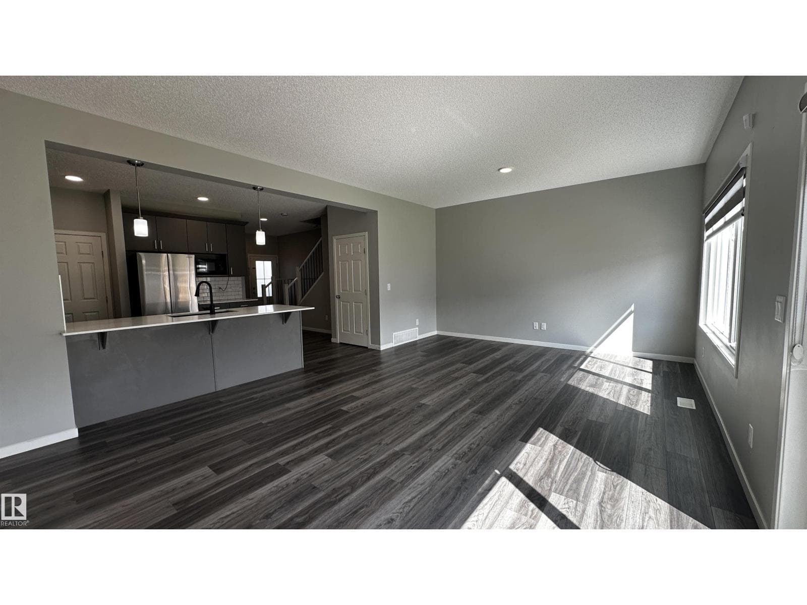 9871 226 ST NW — photo 5