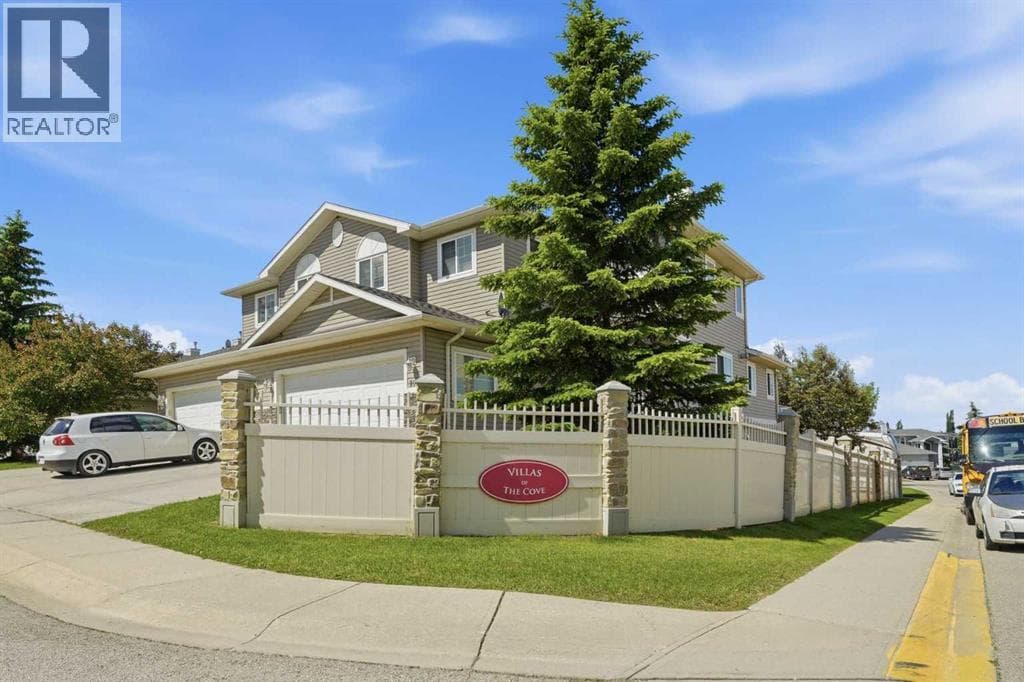 100 Cove Rise — photo 3