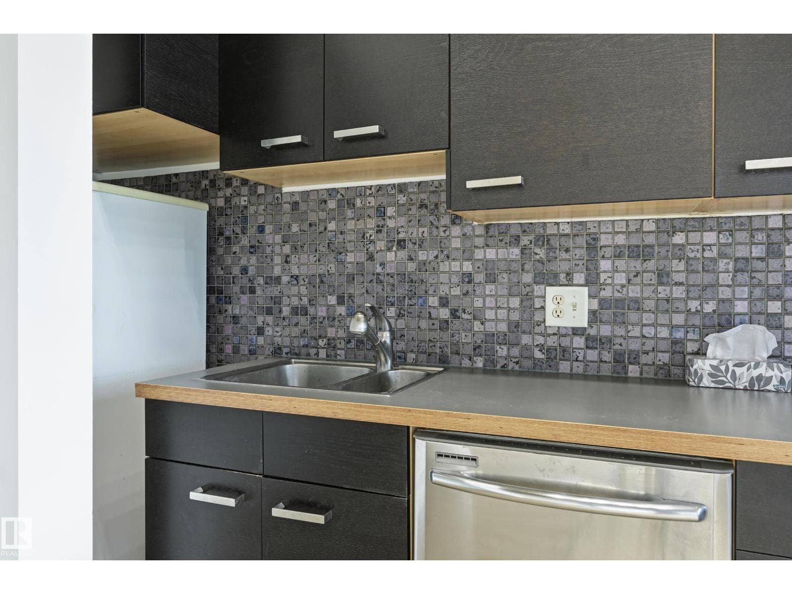 #1805 10024 JASPER AV NW — photo 5