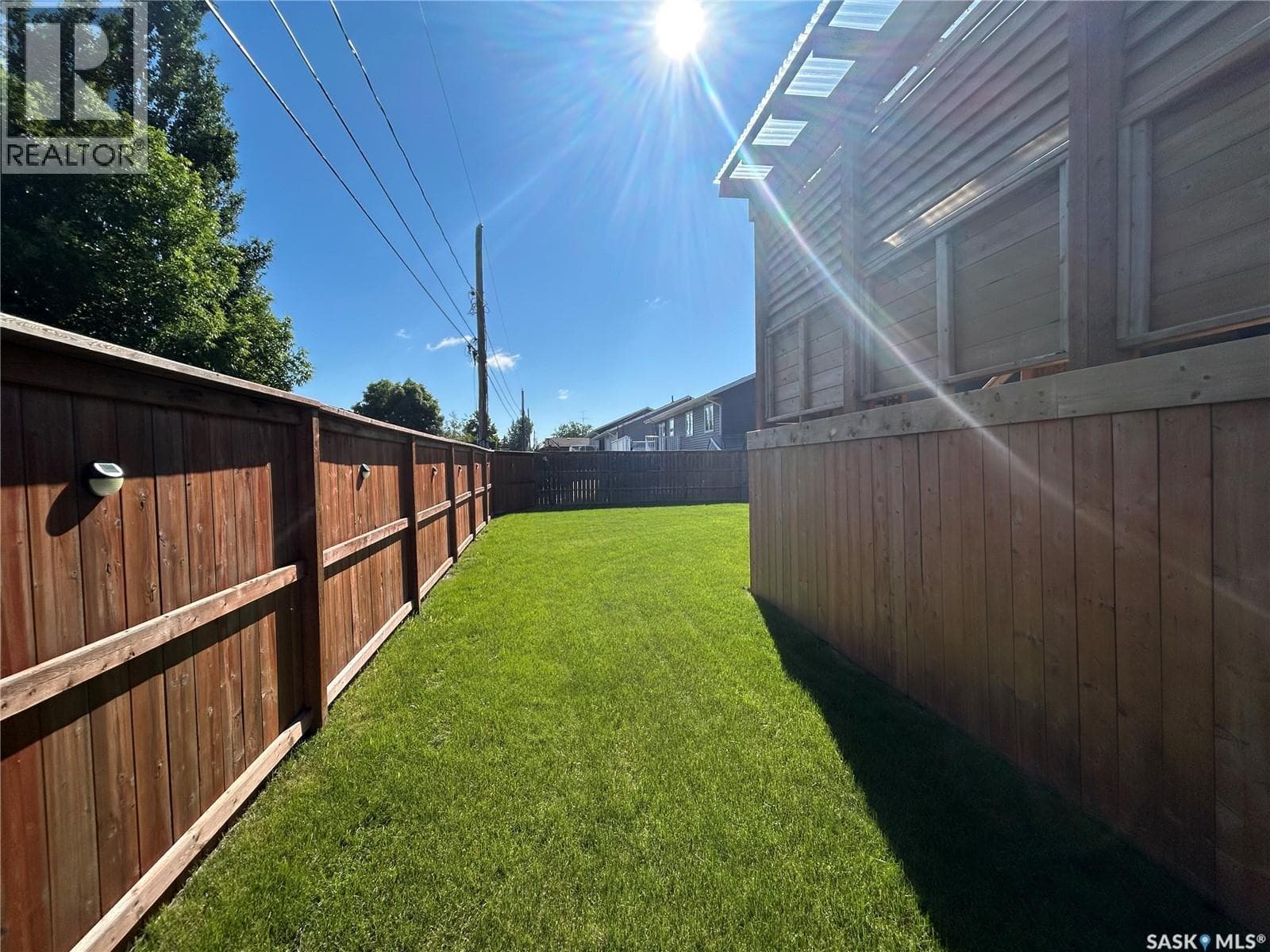 214 Elizabeth STREET — photo 5
