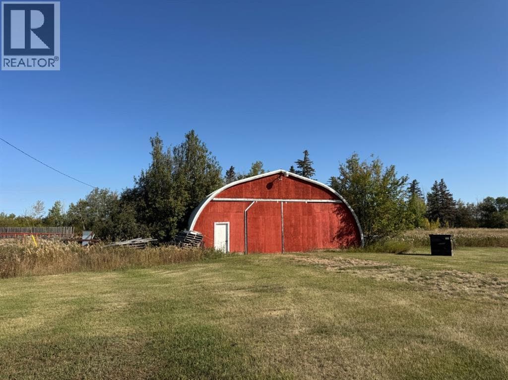 814042 HWY 2 — photo 4