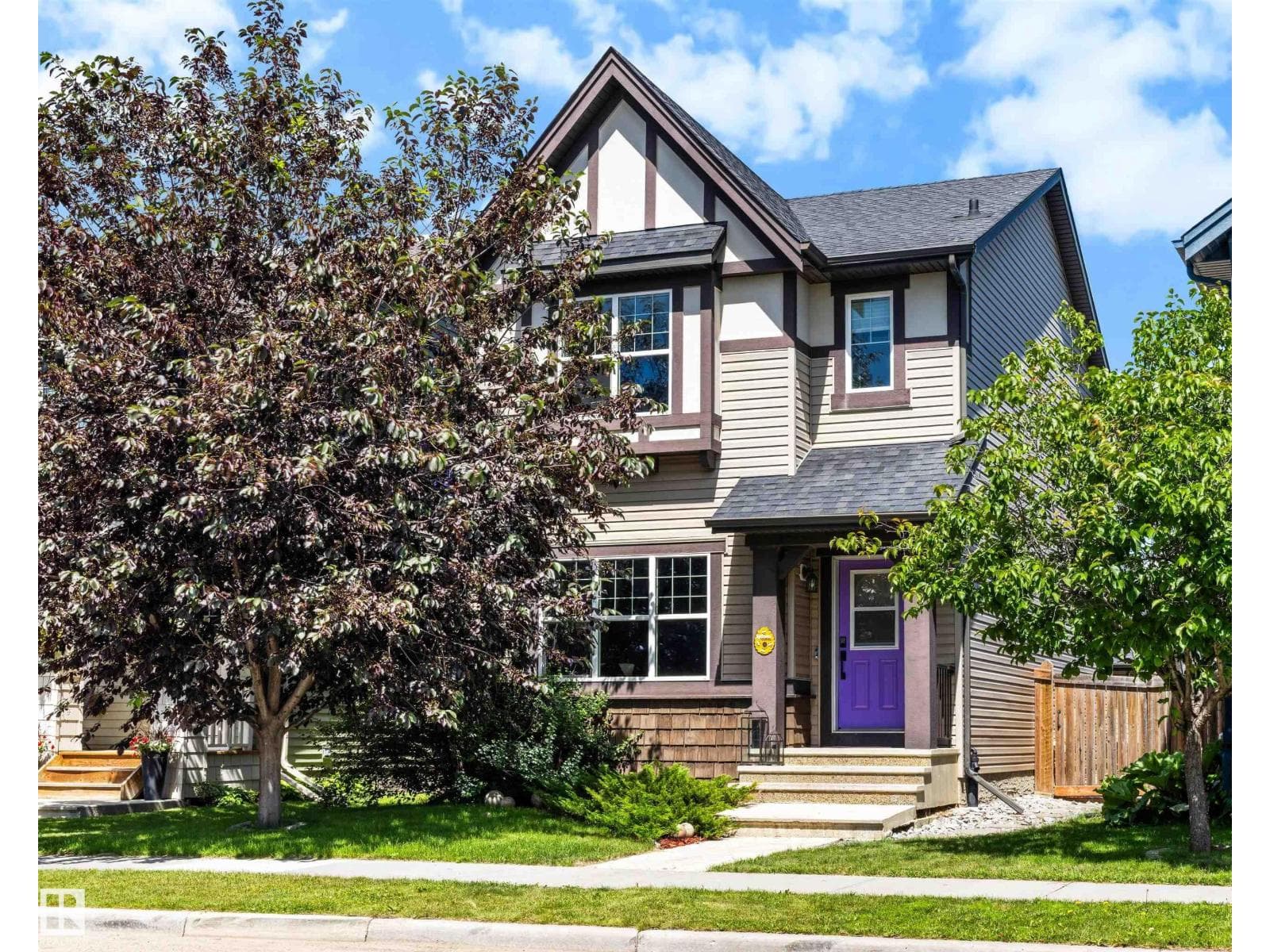 1522 CHAPMAN WY SW