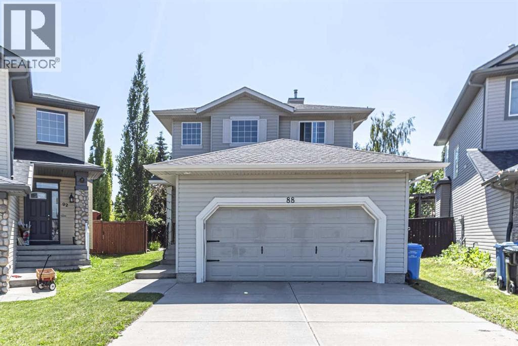 88 Tuscany Ravine Crescent NW