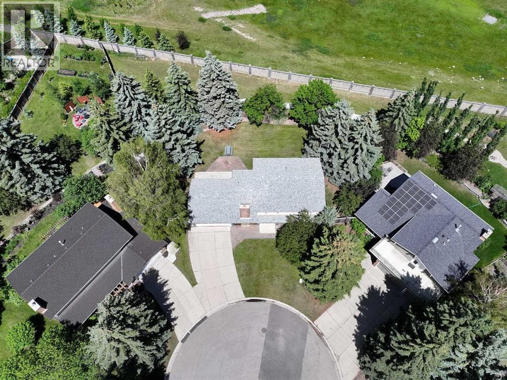 540 Varsity Estates Place NW — photo 2
