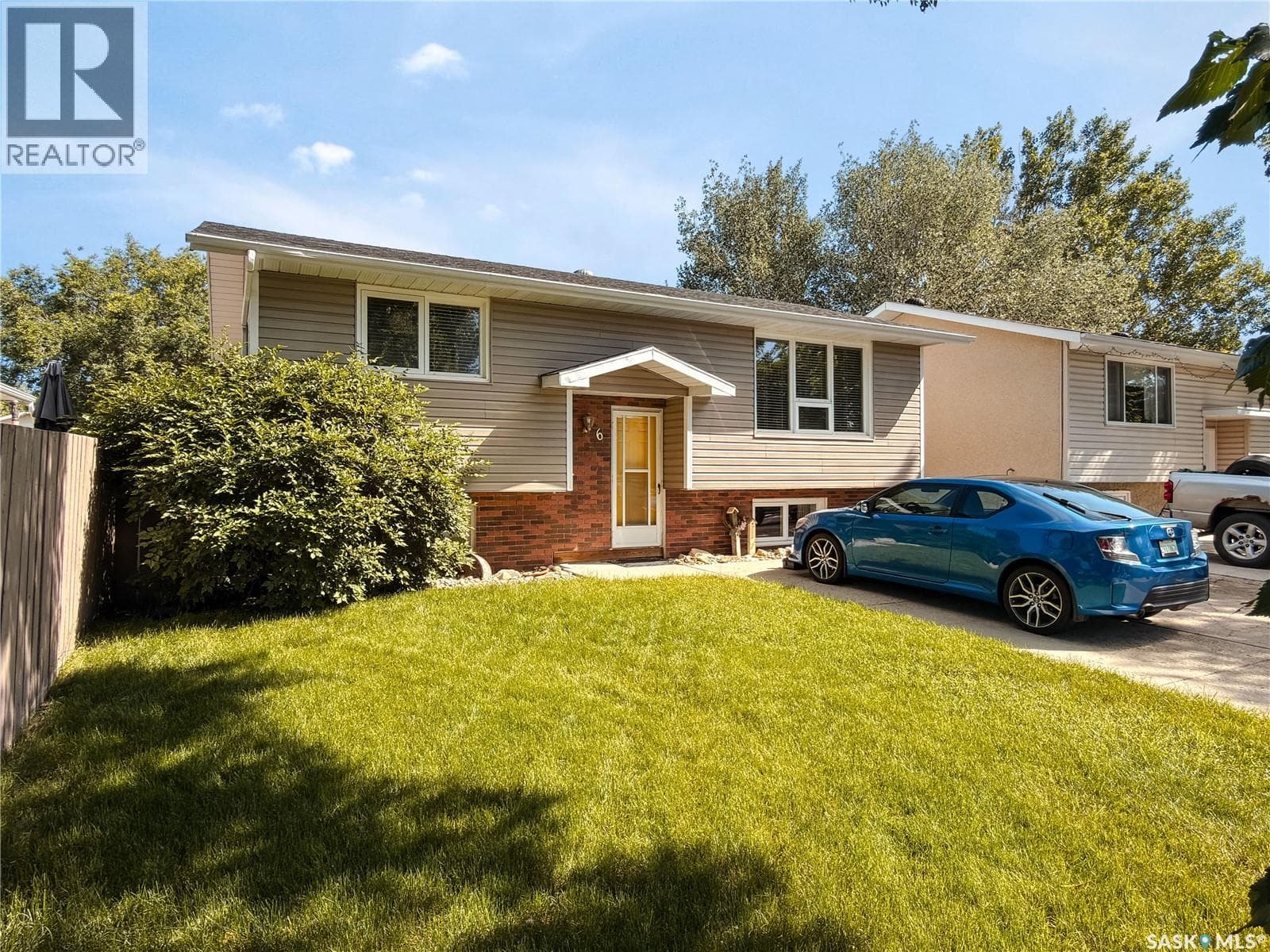 6 Fulton DRIVE