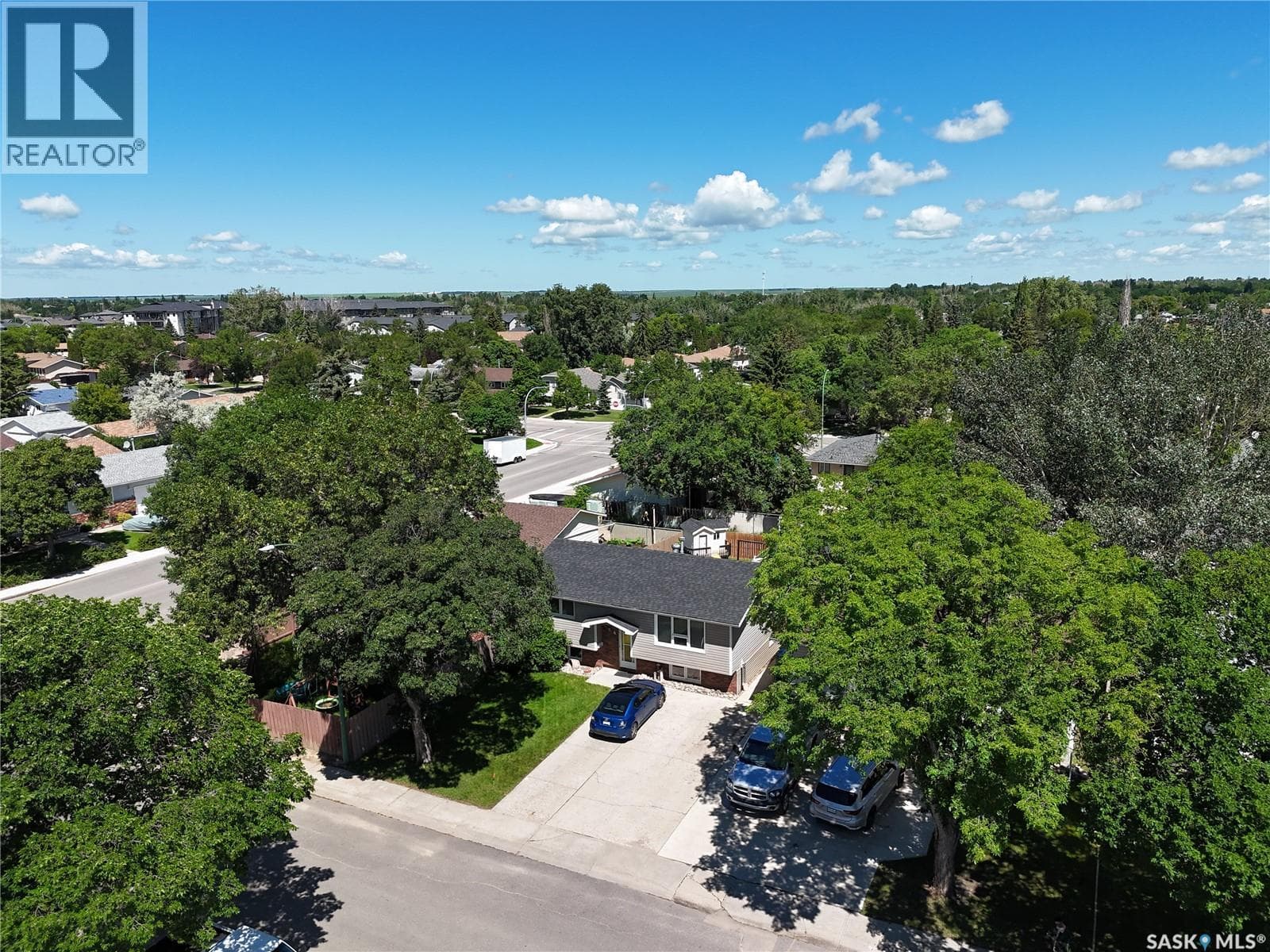6 Fulton DRIVE — photo 3