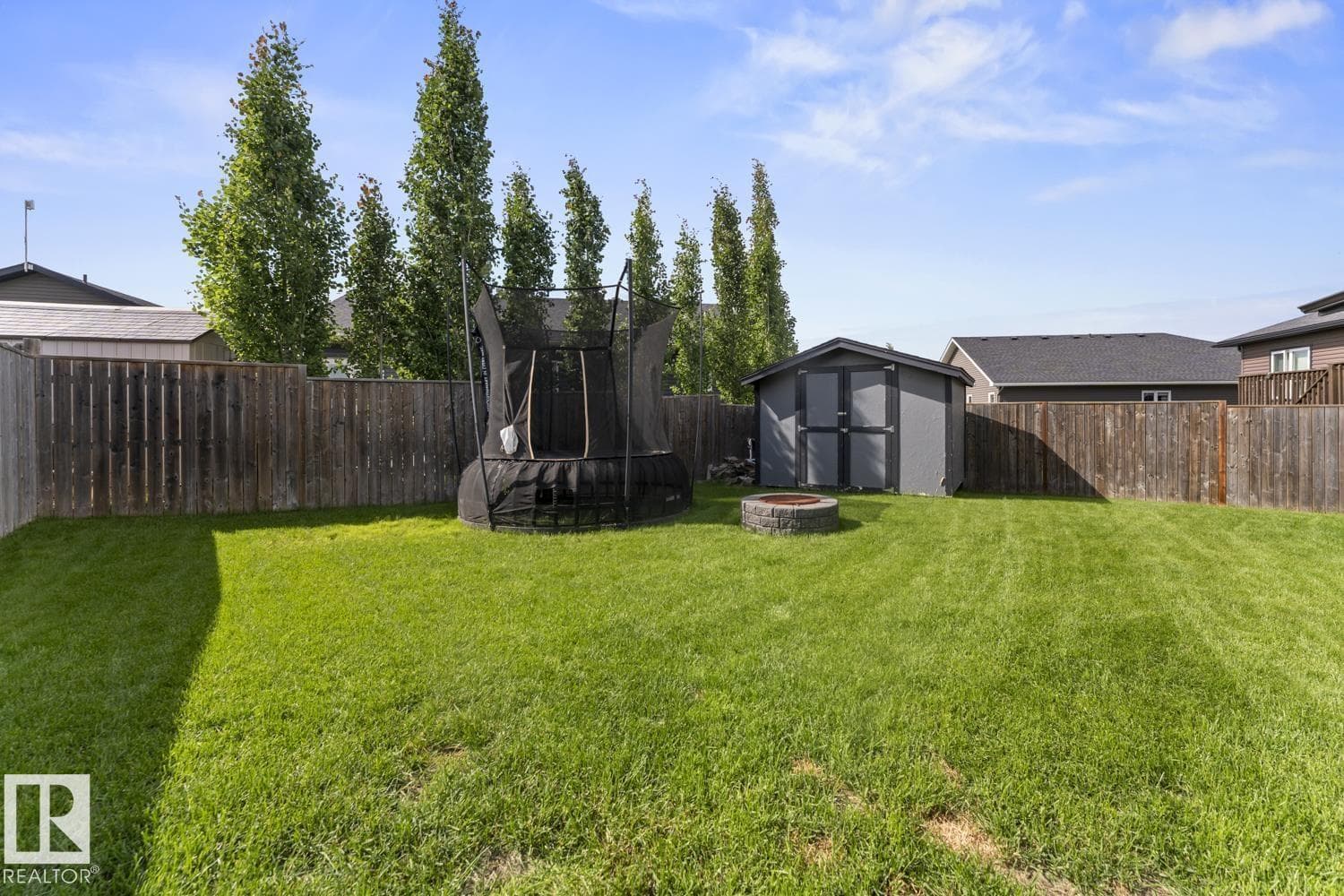35 Falcon RD — photo 3