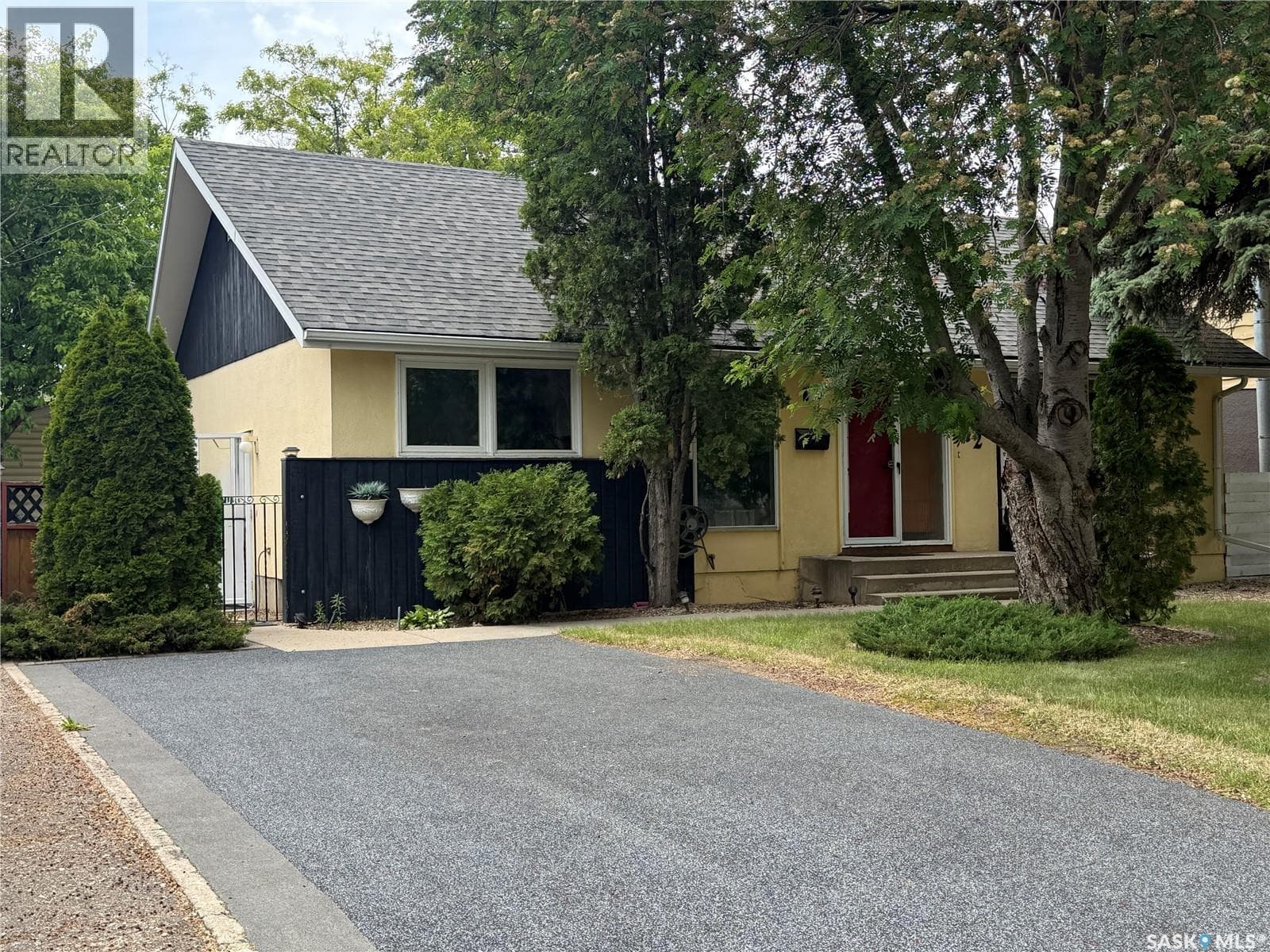 42 Spinks DRIVE