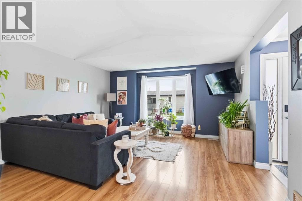 197 Black Bear Crescent — photo 5