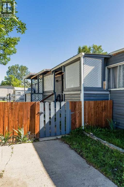 125, 4000 13 Avenue SE — photo 5