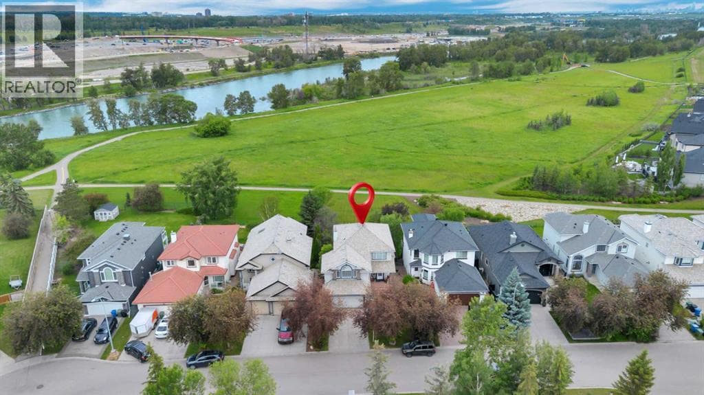 537 Douglas Glen Point SE — photo 5