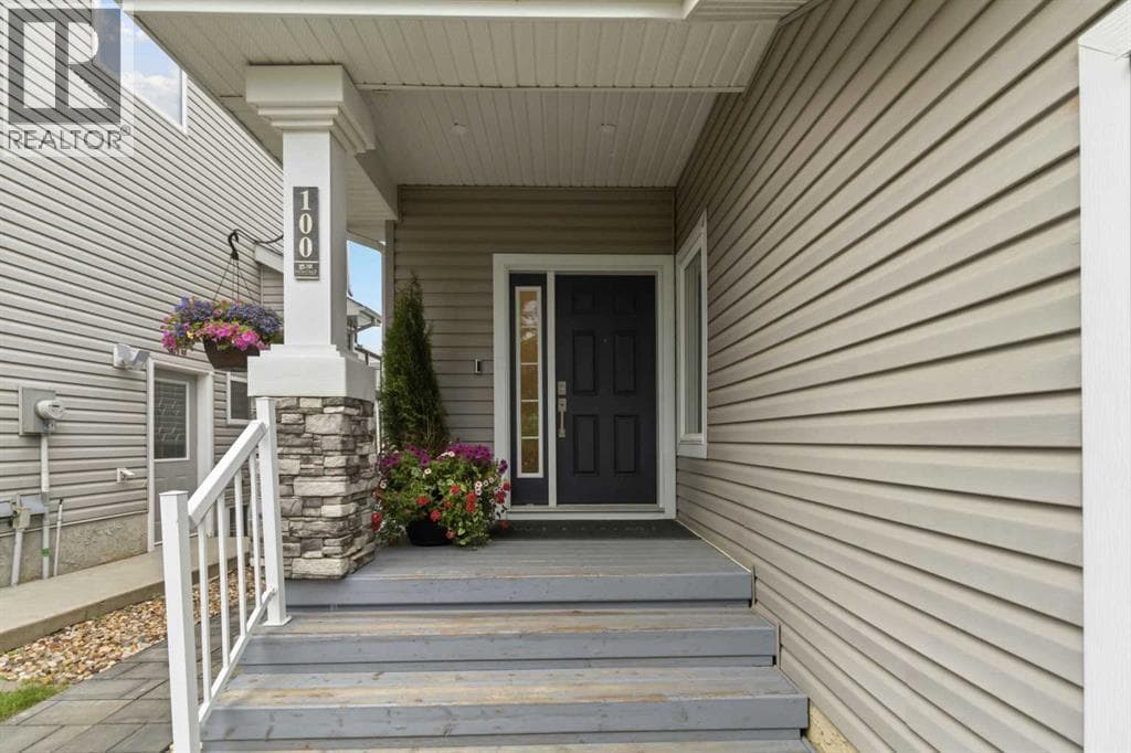 100 Dakin Drive — photo 2