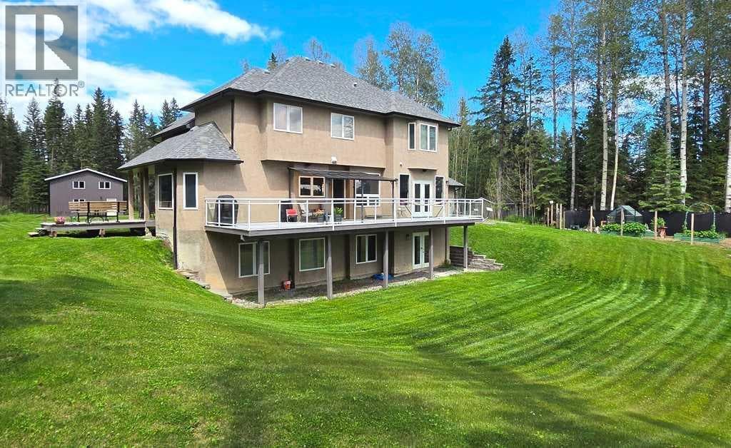 541 Clearwater Estates Crescent — photo 4