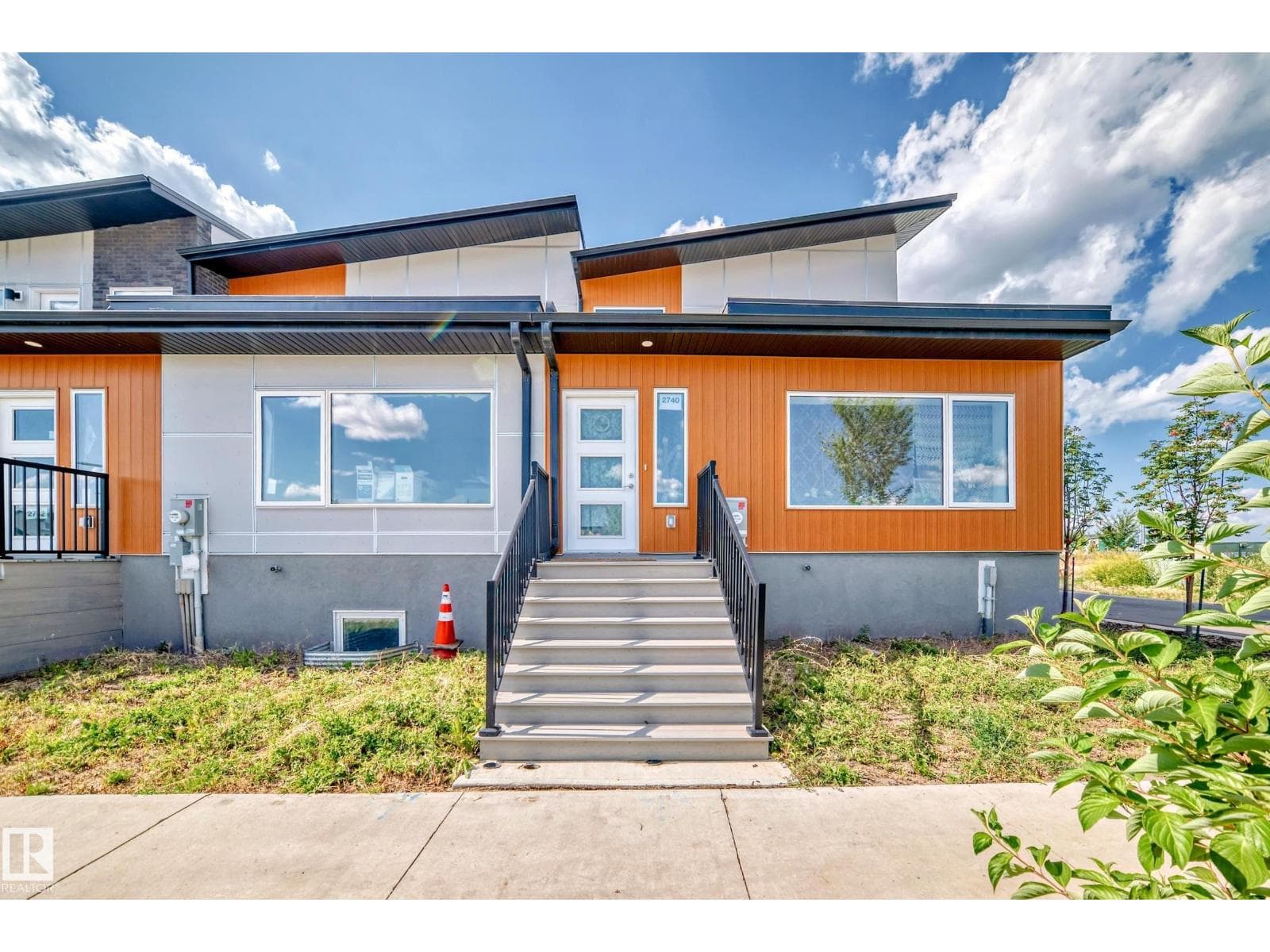 2740 BLATCHFORD RD NW