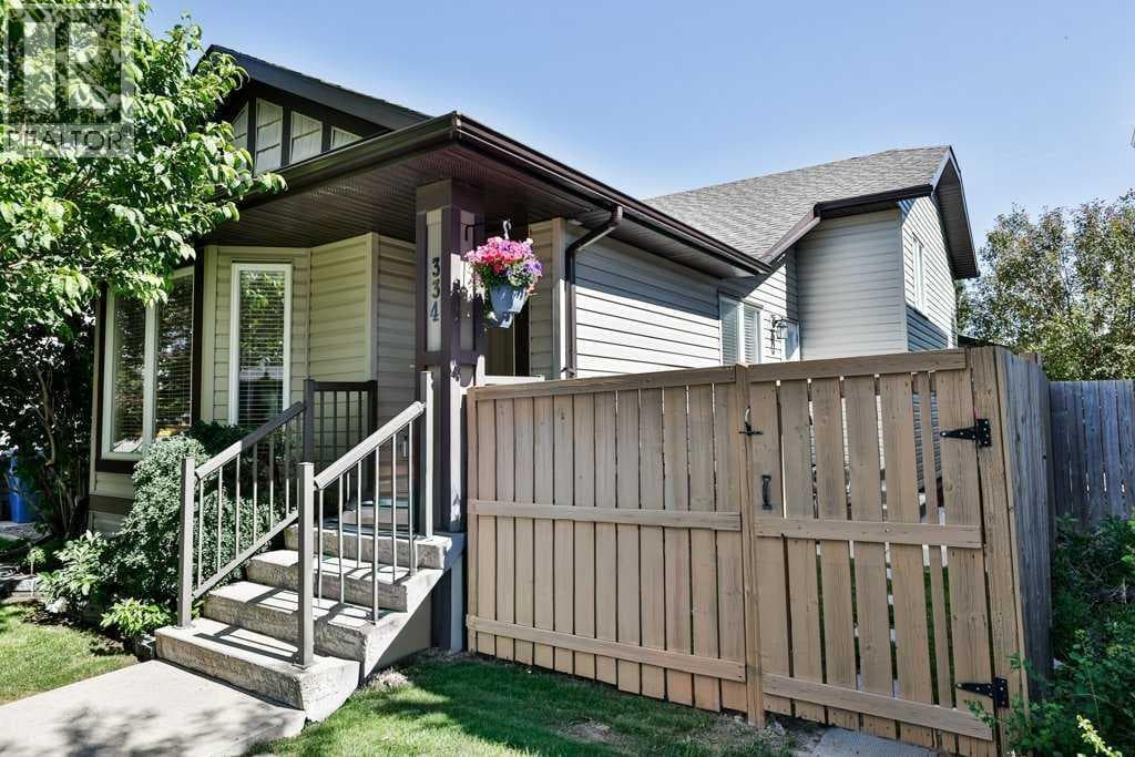 334 Keystone Lane W — photo 2