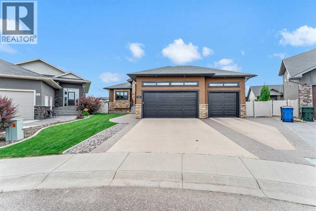 236 Hamptons Way SE — photo 2