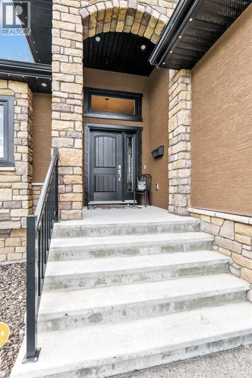 236 Hamptons Way SE — photo 3