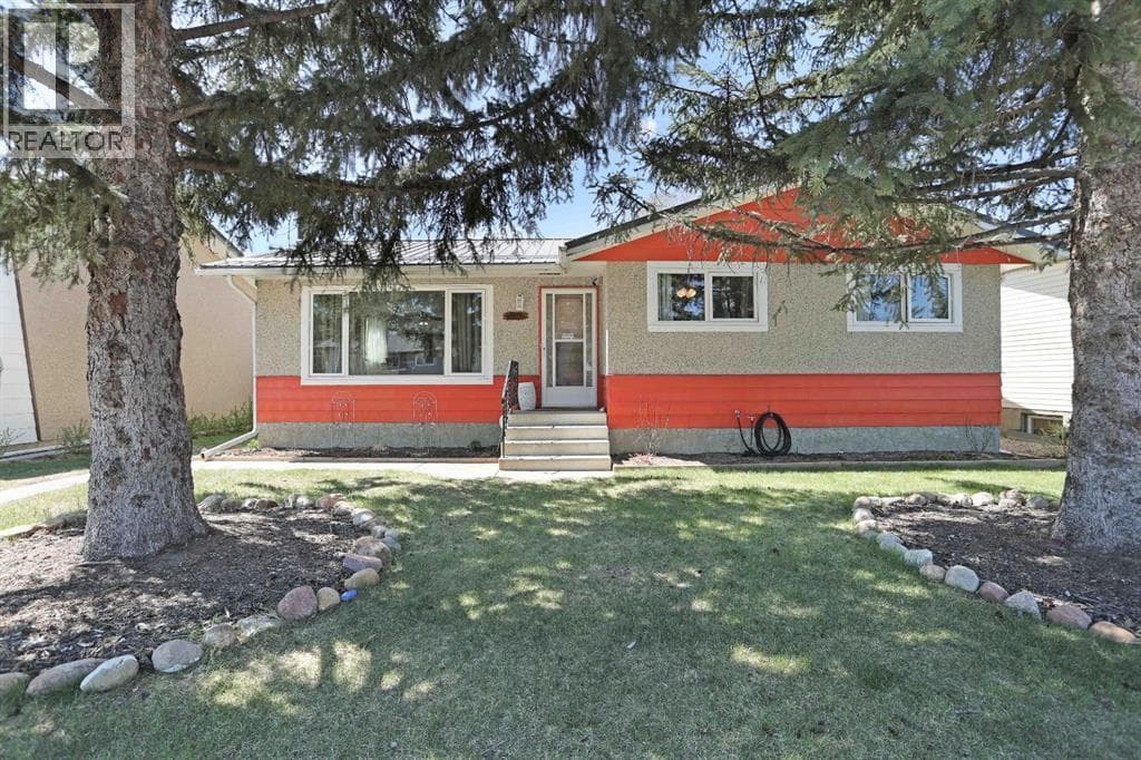59 Greenbrook Drive E