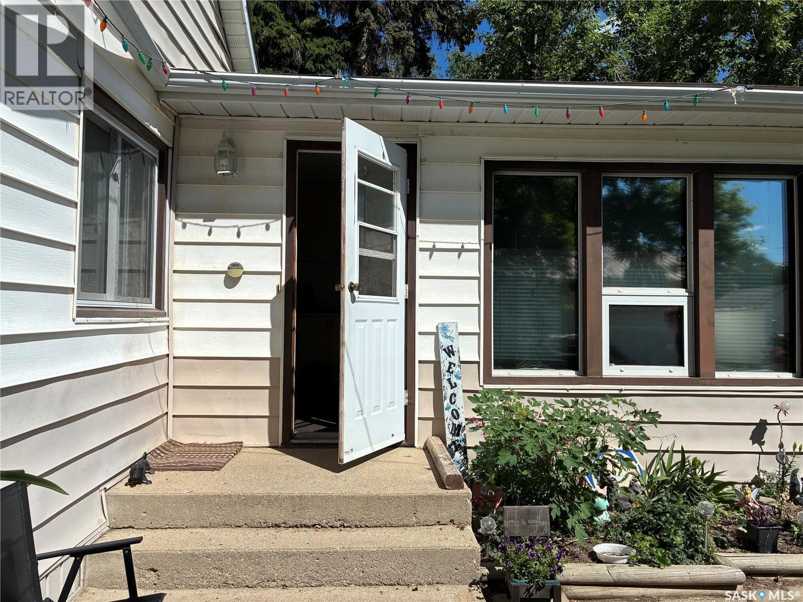 712 M AVENUE — photo 2