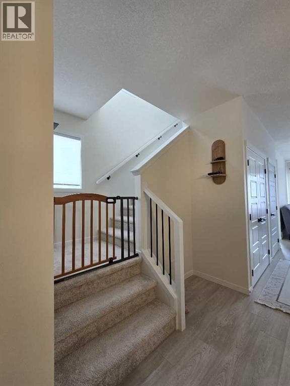 431 Rowmont Boulevard NW — photo 3