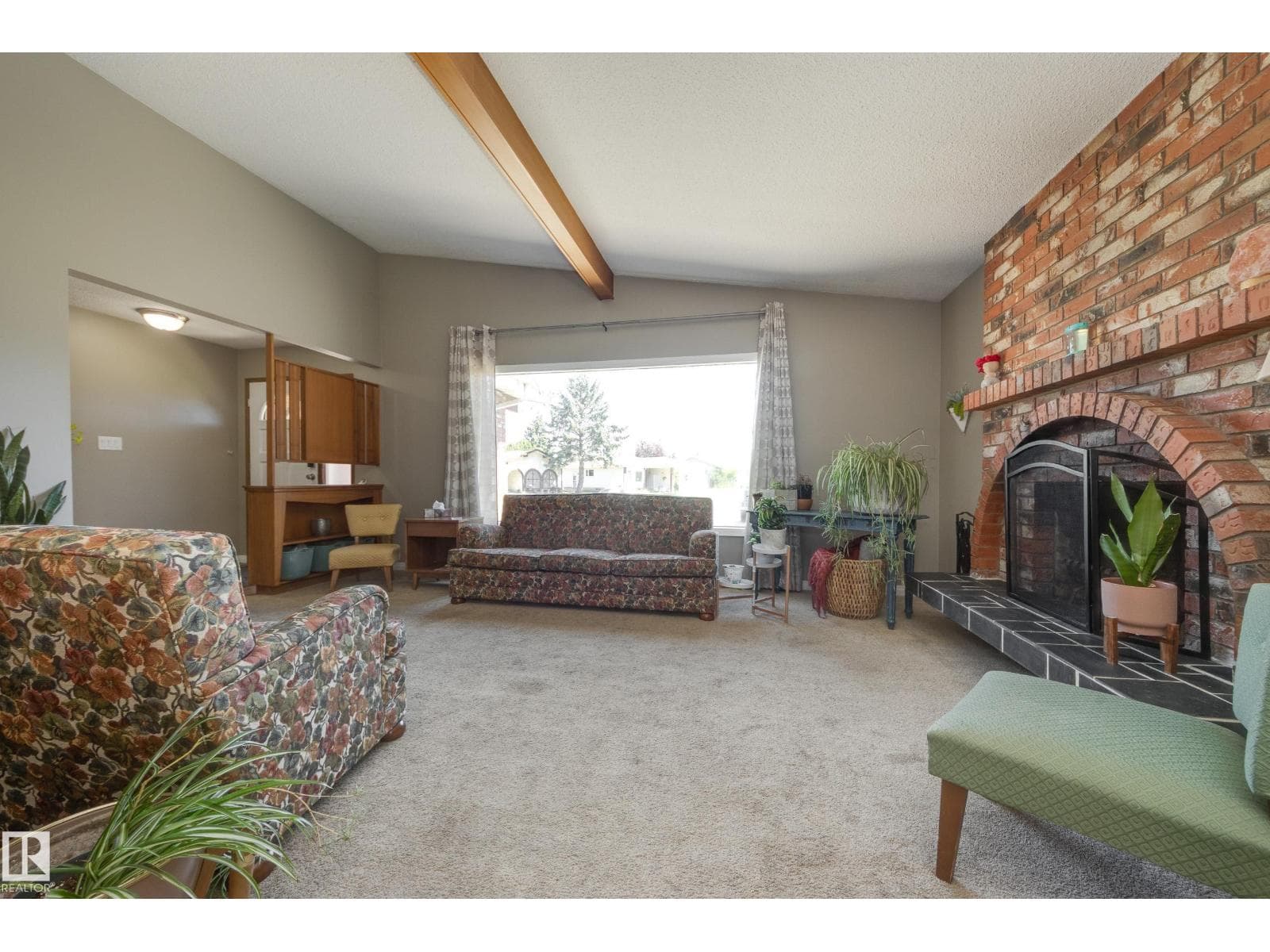 10527 32 AV NW — photo 5